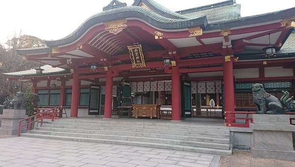 西宮神社の拝殿