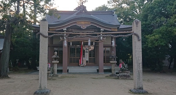 鴻池神社の拝殿